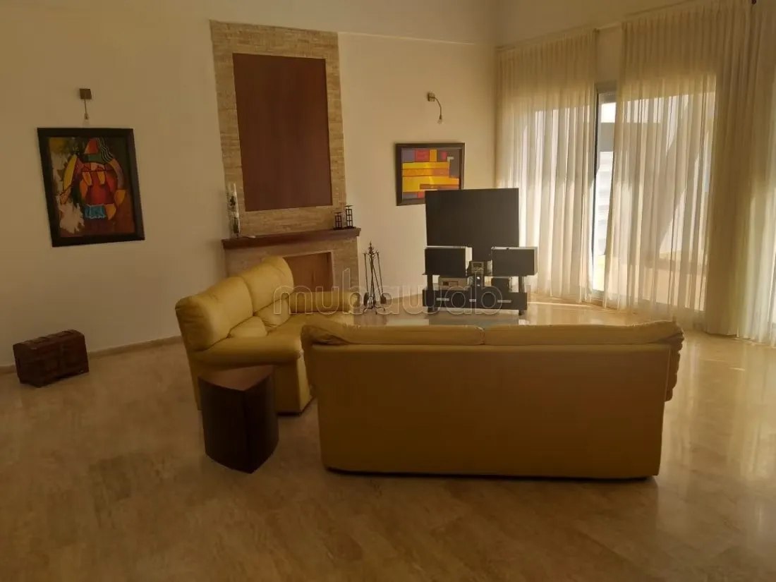 Villa meublee en location longue duree.
Fes - فاس (3)