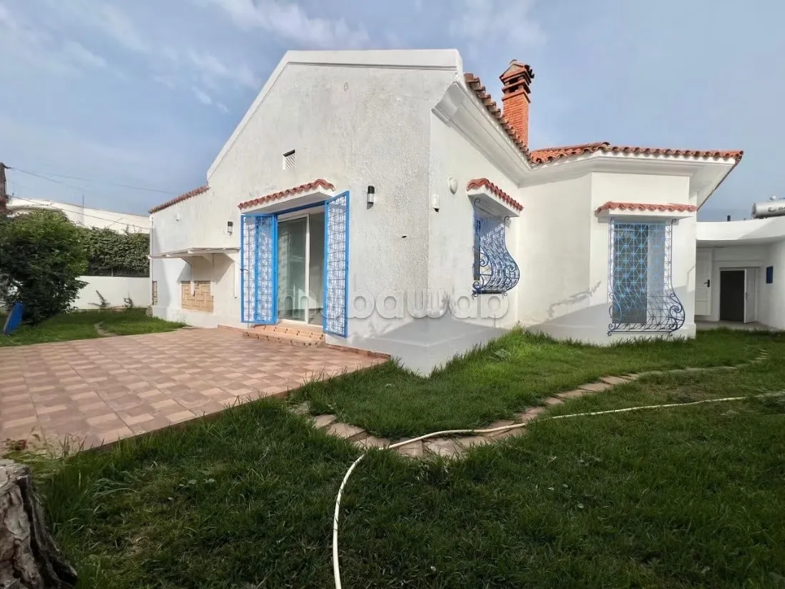 Belle villa de plain pied rénovée– Quartier Oasis - الدار البيضاء