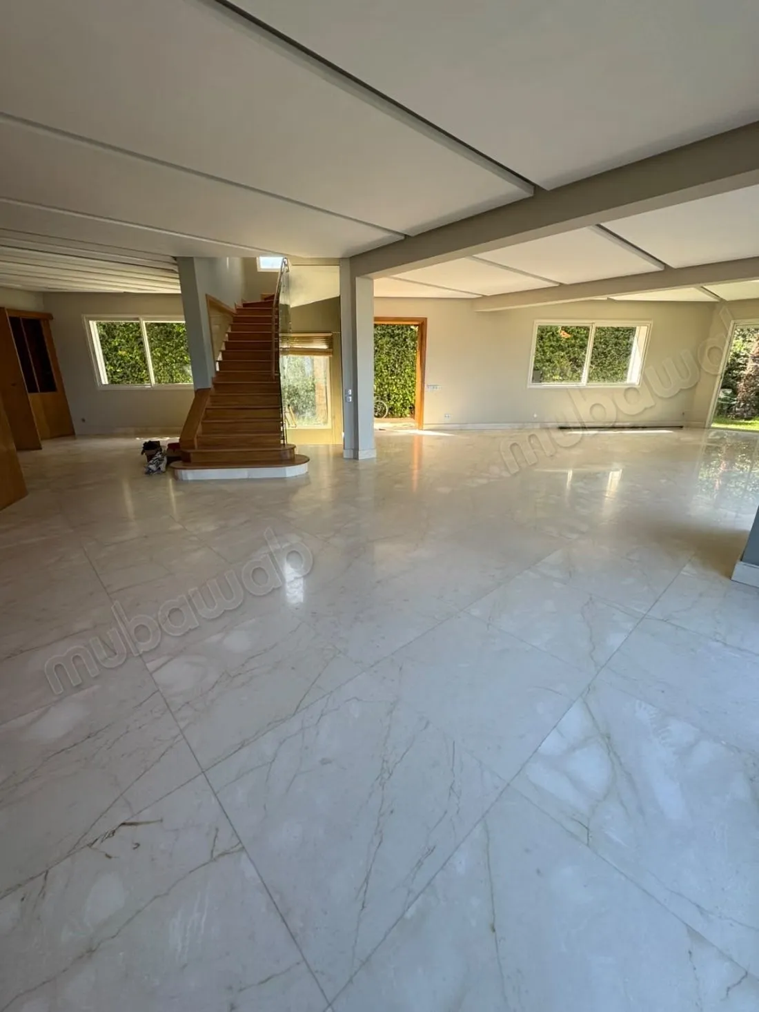 Superbe villa à louer à Ain Diab. Superficie 450 m². Salon t... - الدار البيضاء (3)
