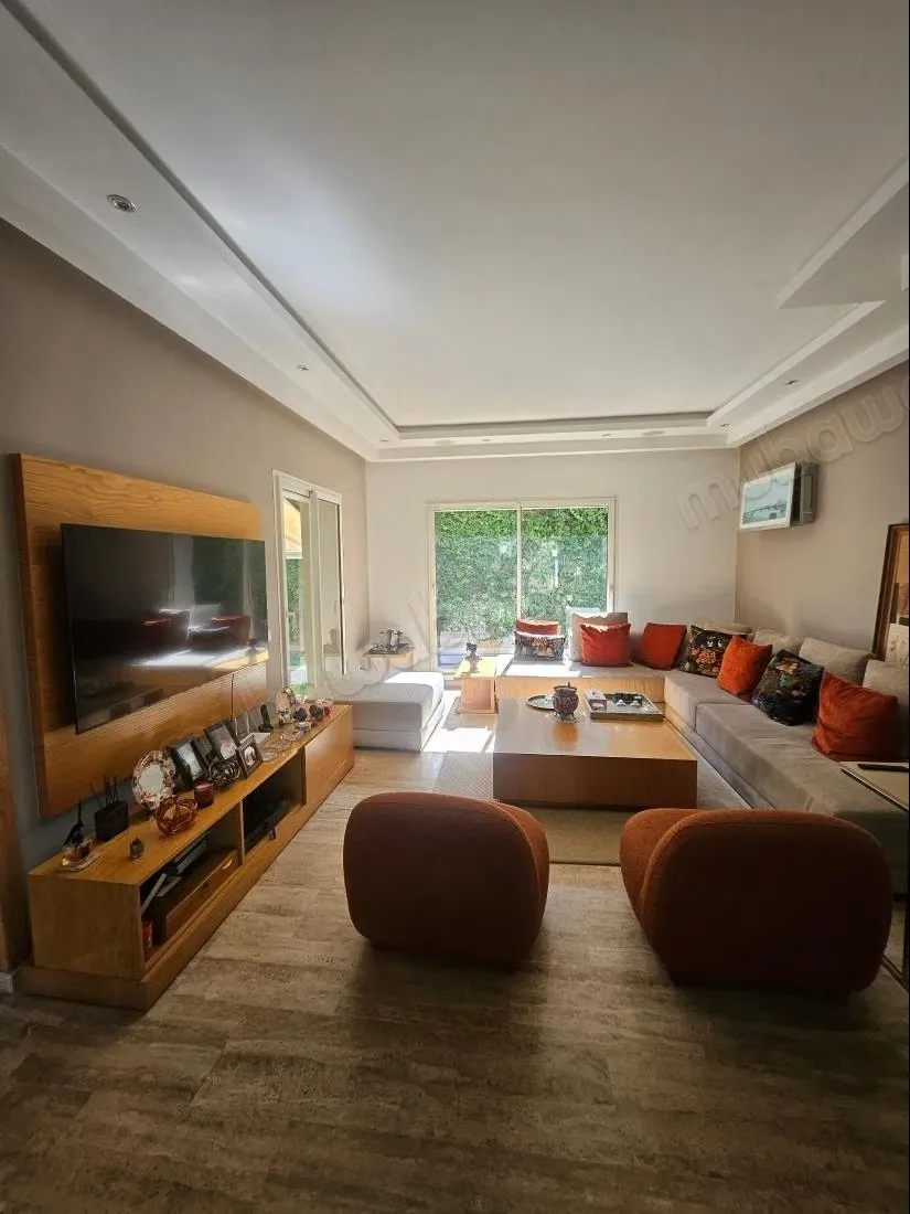 Location belle villa dans impasse calme au CIL. 
3 chambres... - الدار البيضاء