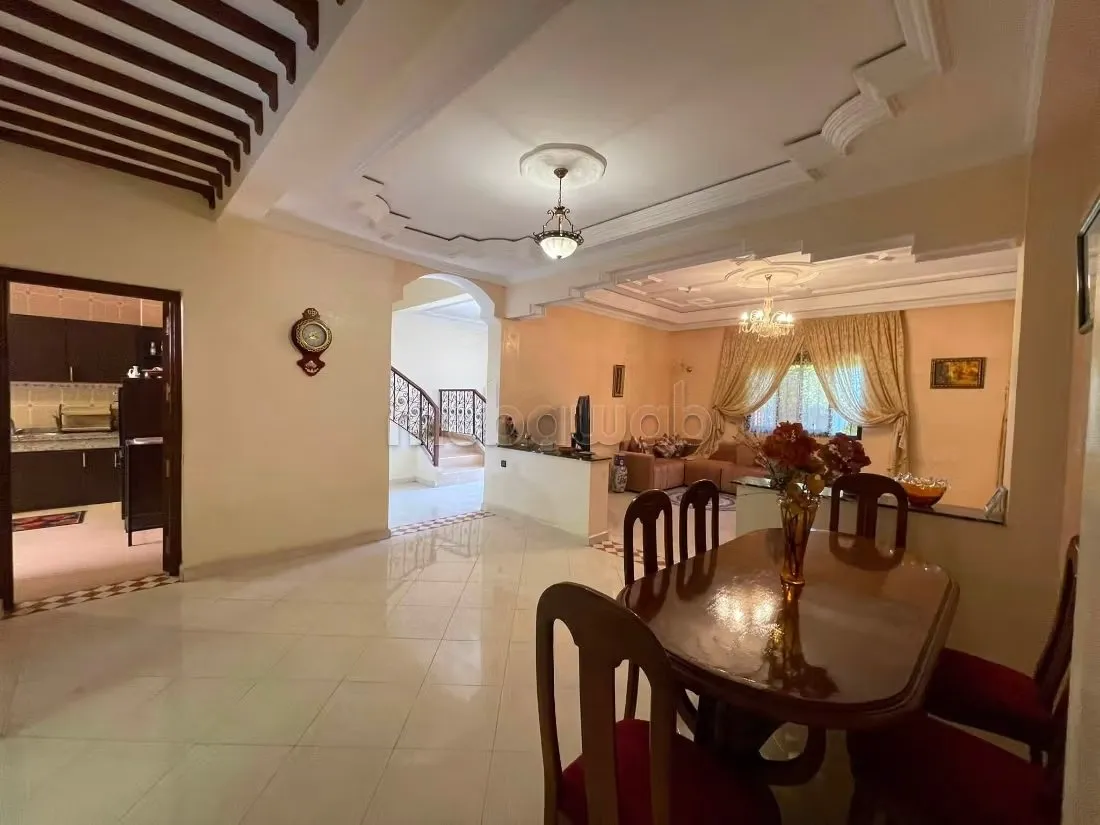 Villa à louer de 6 chambres située à Izdihar - مراكش (3)