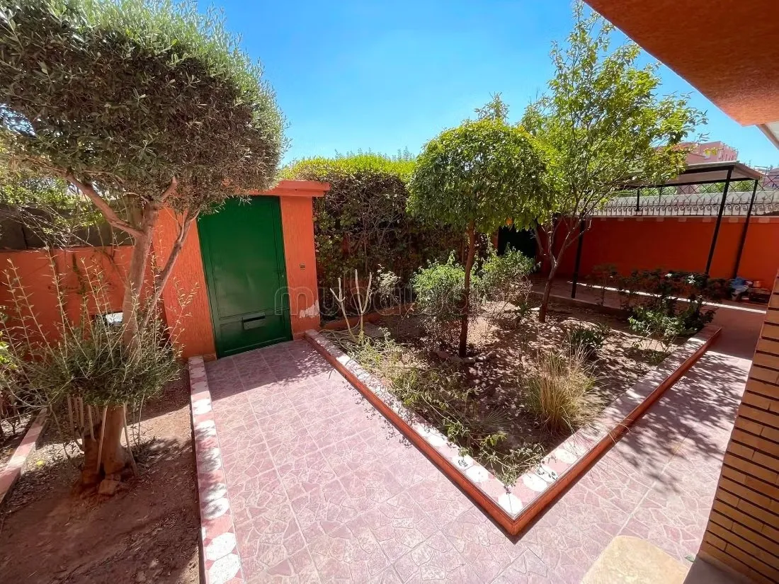 Villa à louer de 6 chambres située à Izdihar - مراكش (2)