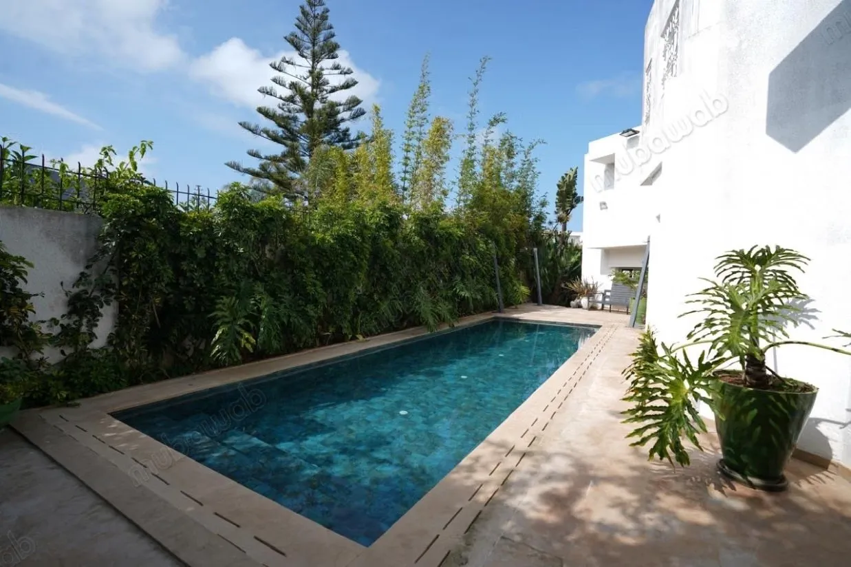 Anfa location villa meublé 3chambres piscine - الدار البيضاء