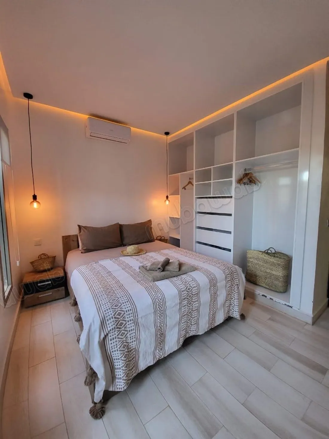 Superbe villa à louer à Route Amizmiz. 6 grandes pièces. Meu... - مراكش (3)