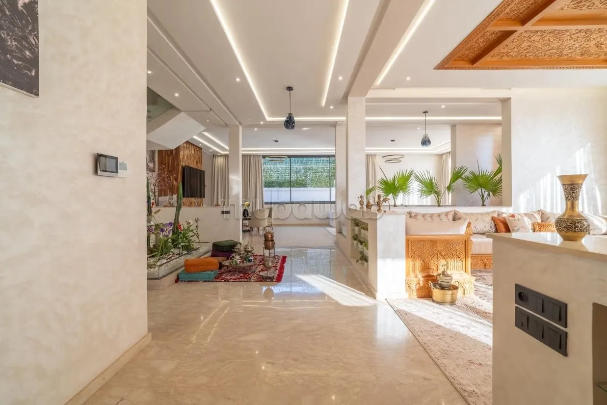 Somptueuse villa à louer à Route de l'Ourika. 10 pièces. Cli... - مراكش
