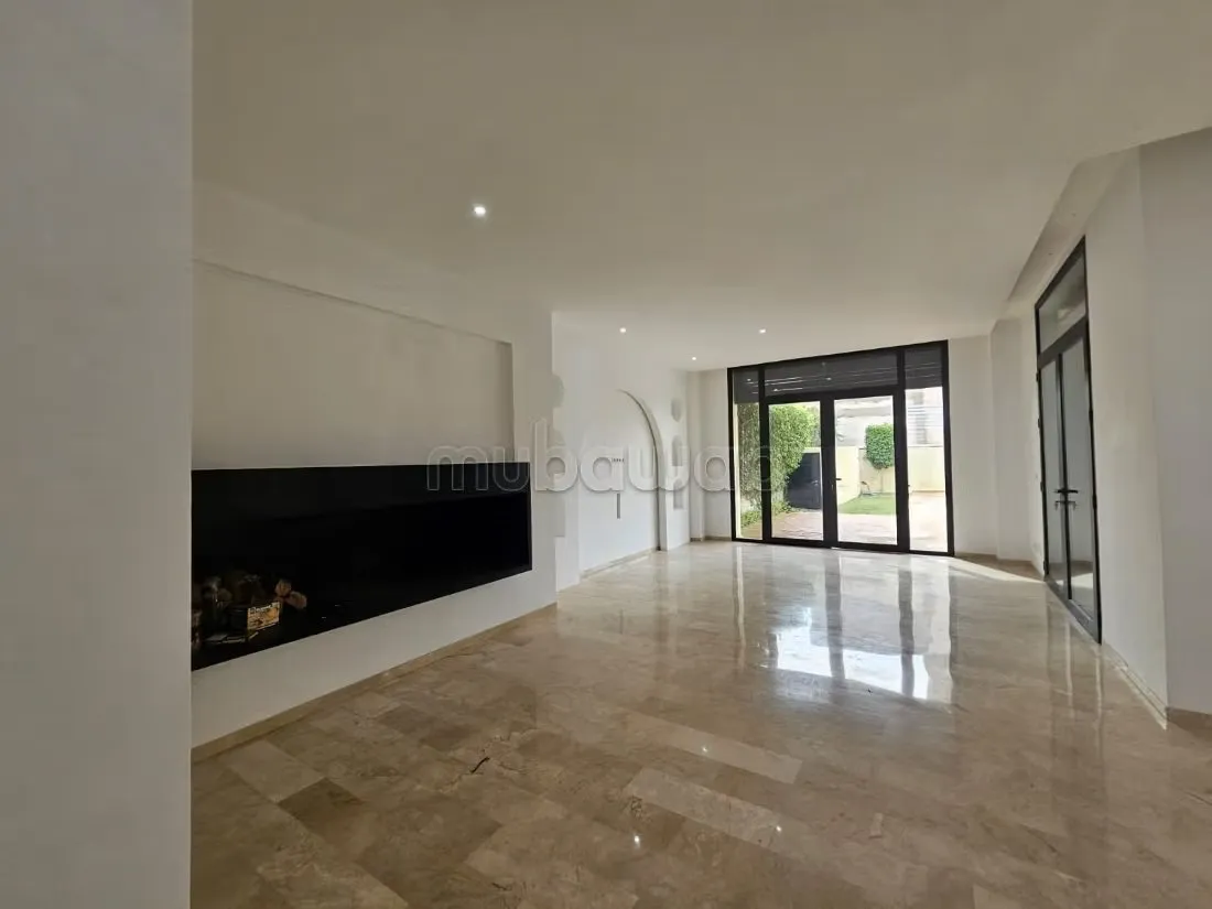 Villa de standing à louer à Amelkis – 700 m² - مراكش (2)