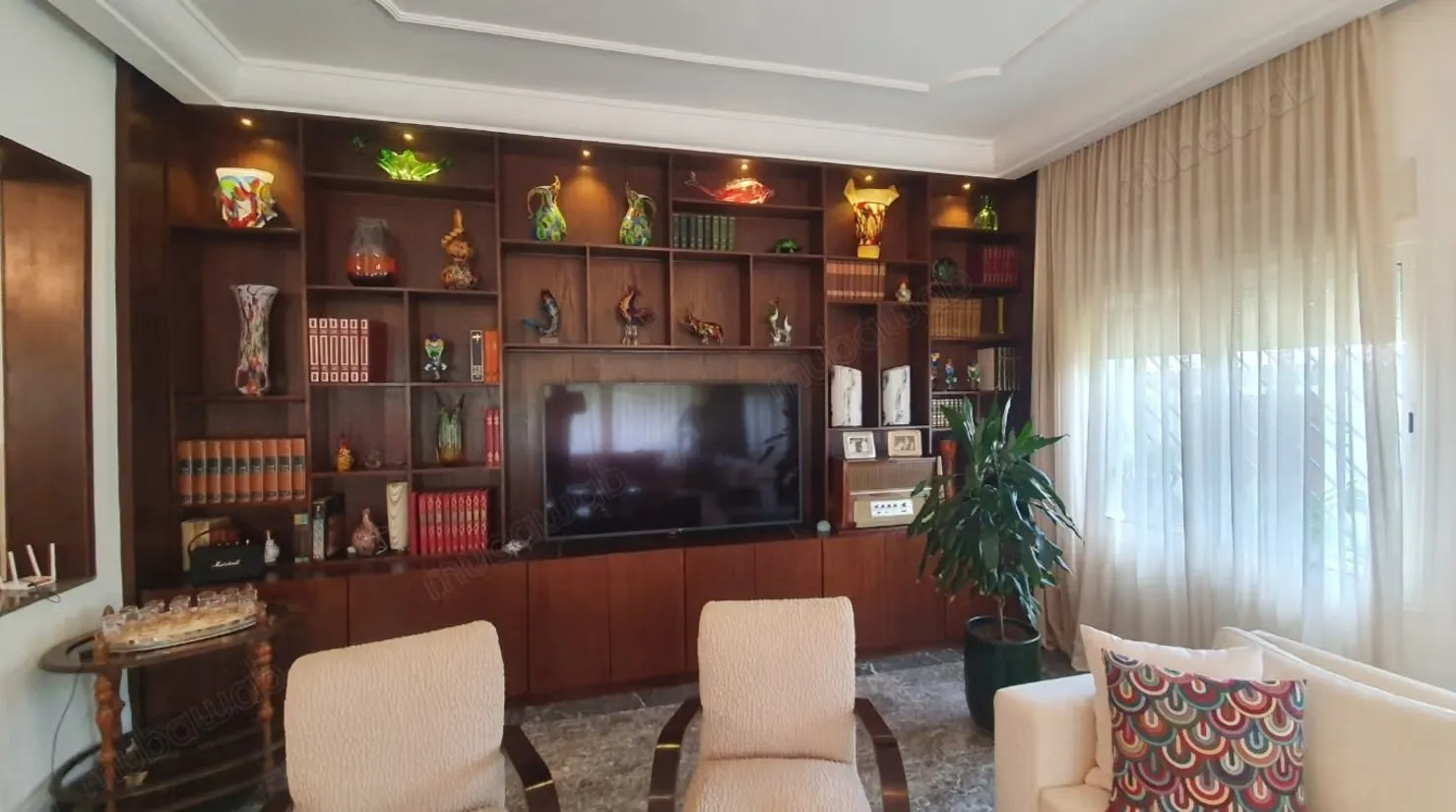 Villa meublée à louer à Cil - الدار البيضاء (2)