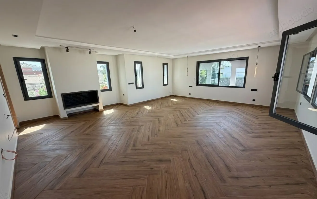 Villa moderne en location a Souisi - الرباط (2)