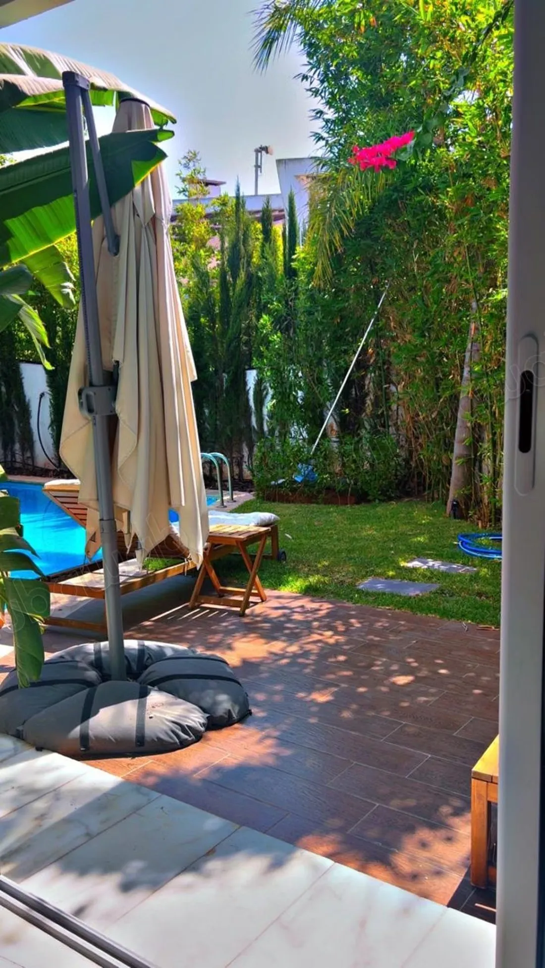 Superbe villa moderne à louer 
villle verte 
bouskoura 
casa... - بوسكورة (3)