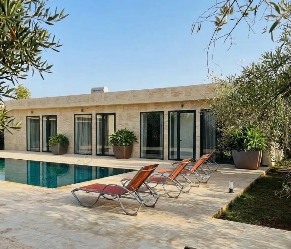 Belle villa moderne proche american school - مراكش