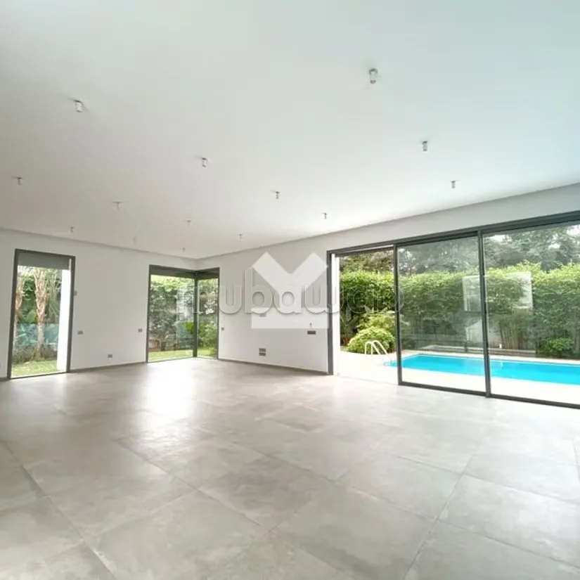 Villa à Louer de 600.0 m² à Casablanca, Californie - الدار البيضاء