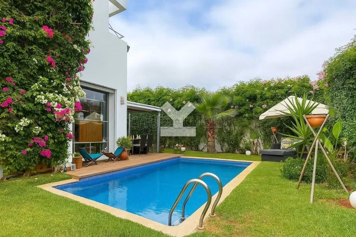 Villa à Louer de 389.0 m² à Dar Bouazza,
Tamaris1 - دار بوعزة