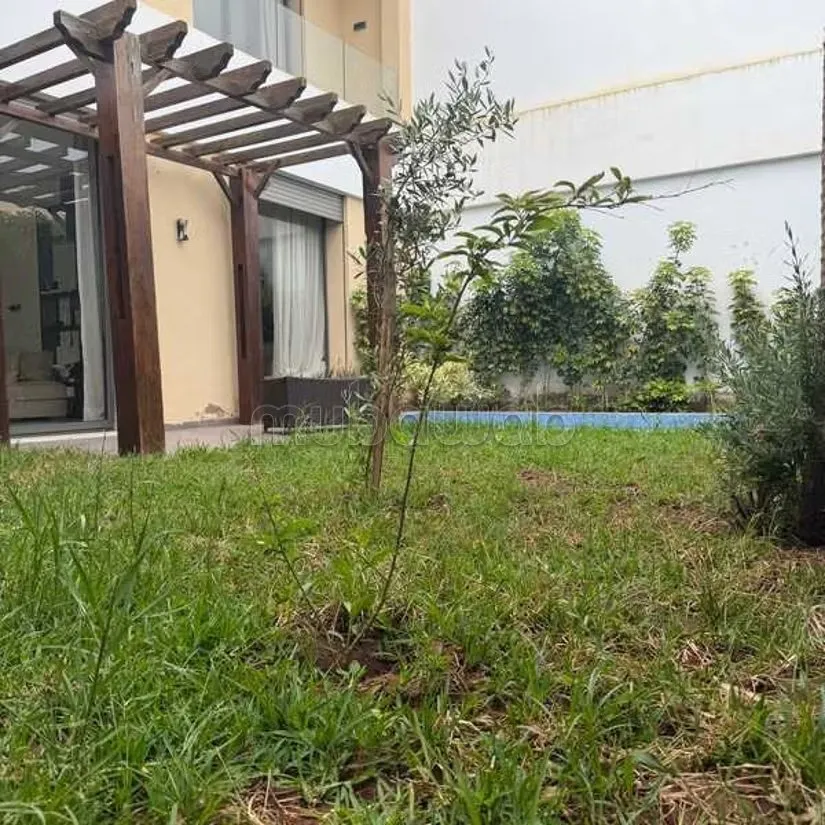 Villa à Louer de 194.0 m² à Dar Bouazza,
Tamaris1 - دار بوعزة