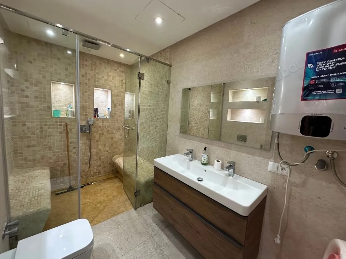 Maison à vendre à Sidi Hajji. Surface totale 258 m². Salon t... - سلا (3)