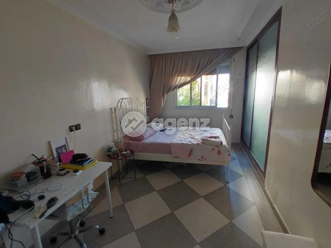 Maison à vendre 121 m², 5 chambres 
Sidi Maarouf 
Casablanca - الدار البيضاء (2)