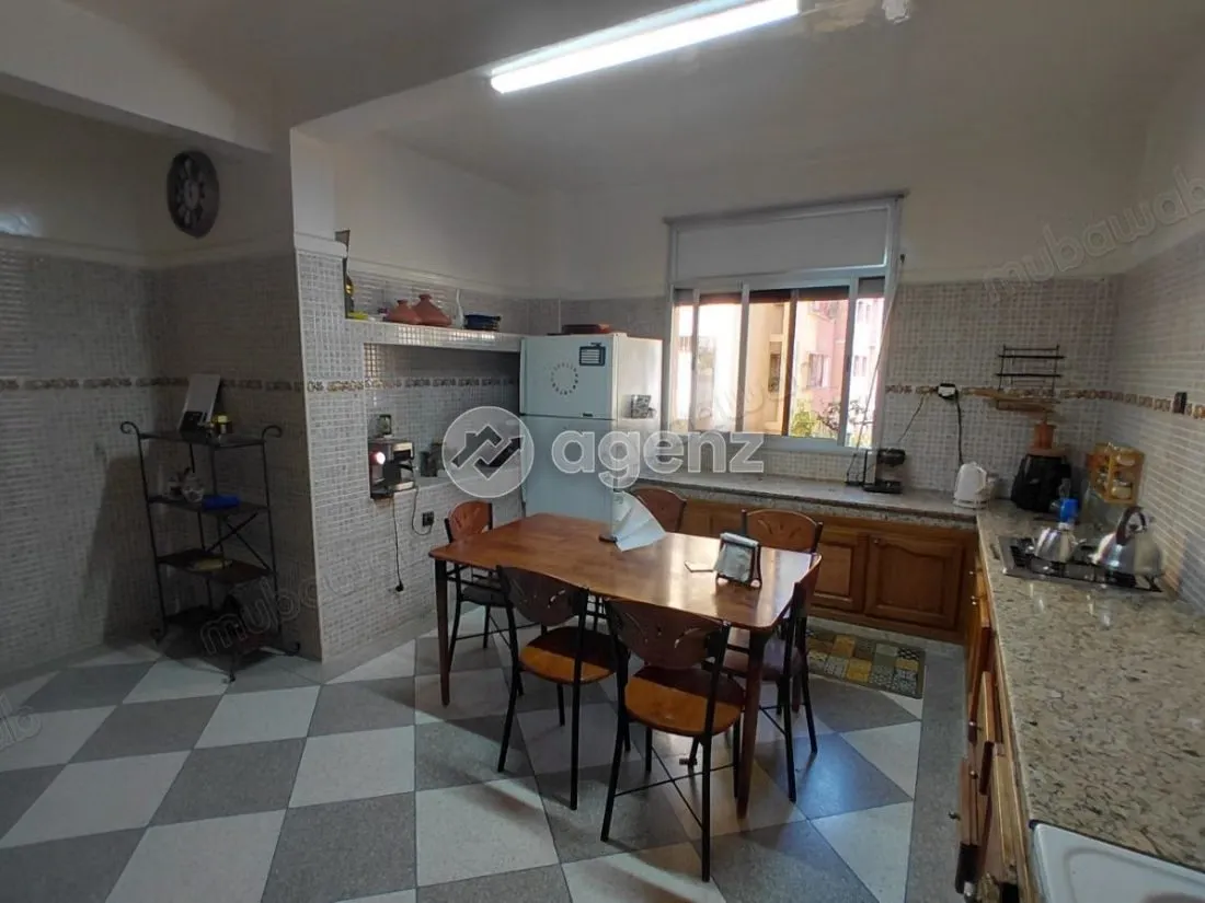 Maison à vendre 121 m², 5 chambres 
Sidi Maarouf 
Casablanca - الدار البيضاء (3)