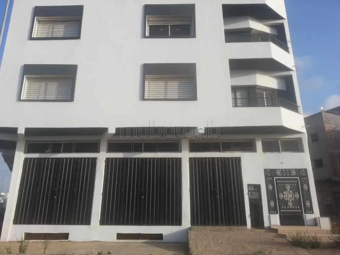 Vente maison à Ain Attig. 4 pièces - عين عتيق