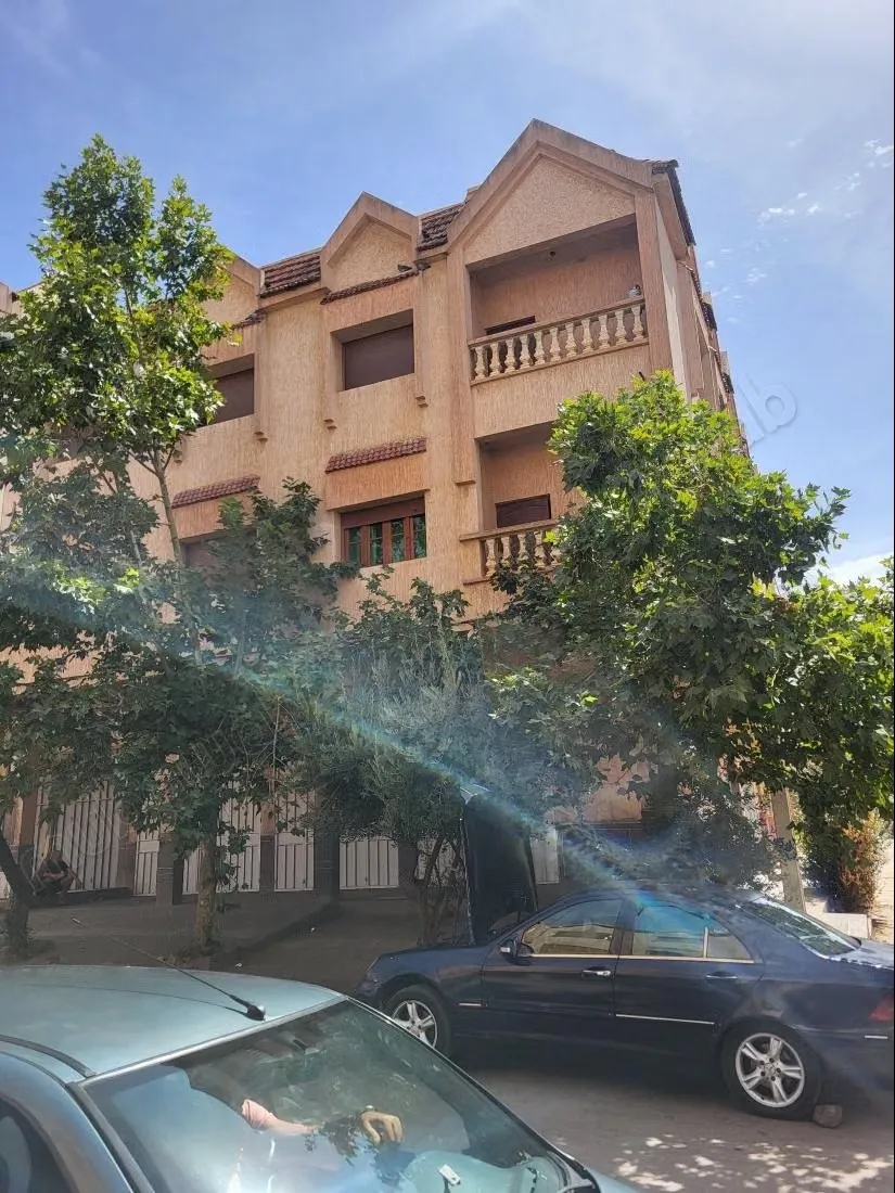 Superbe maison à vendre à Azrou. 5 belles chambres. Garage e... - أزرو