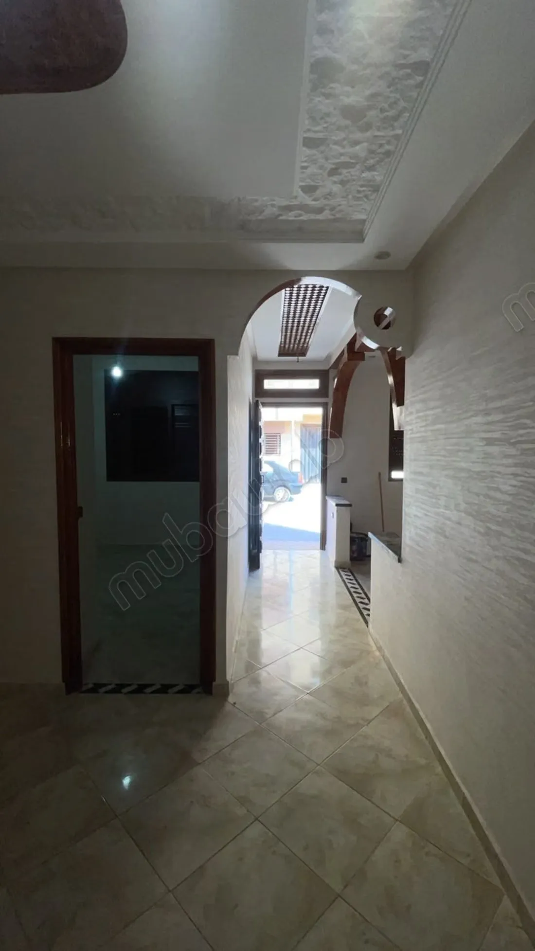 Très belle maison en vente à Ezzohor. 
3 chambres - الجديدة