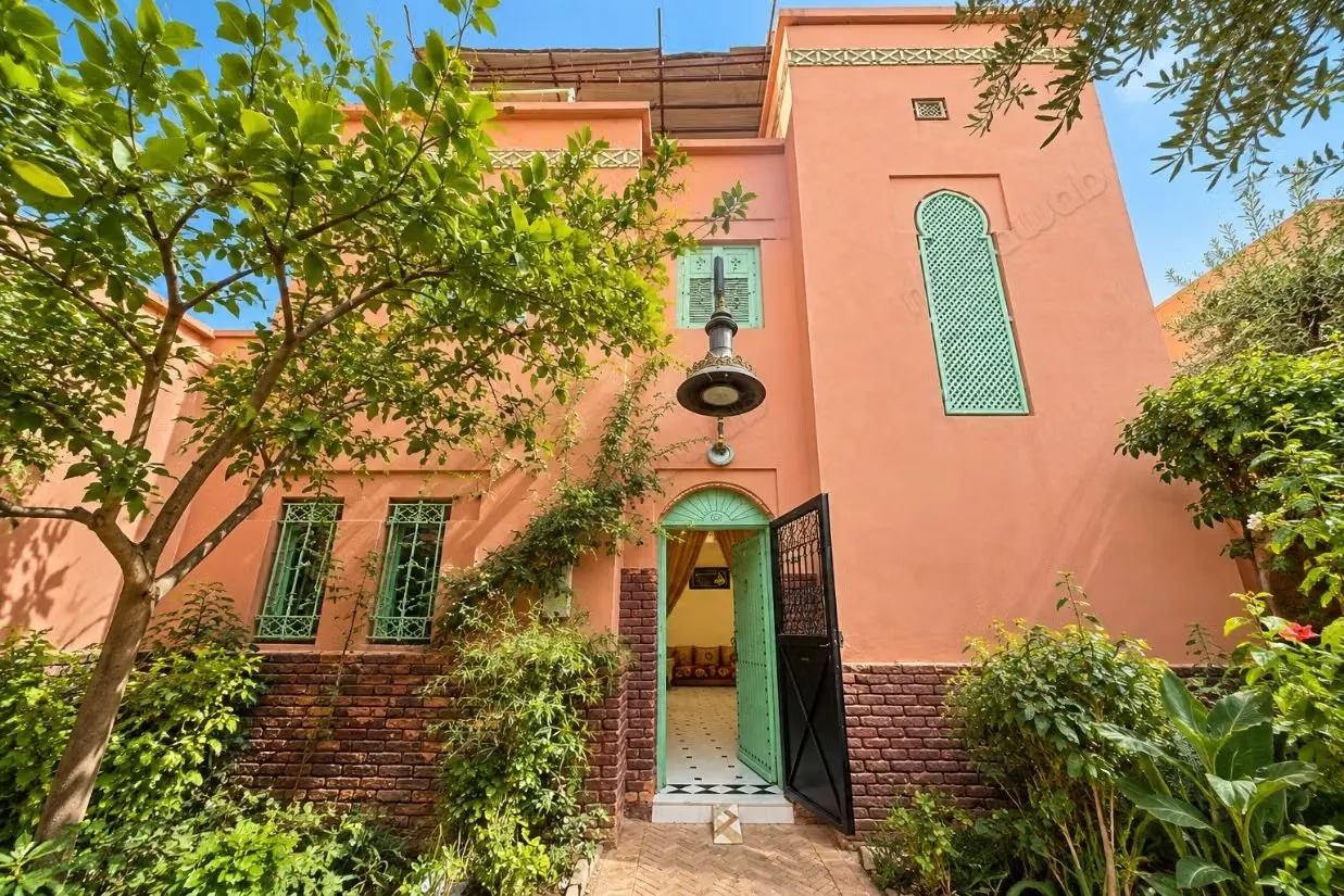 Maison avec jardin & rooftop / à vendre - مراكش
