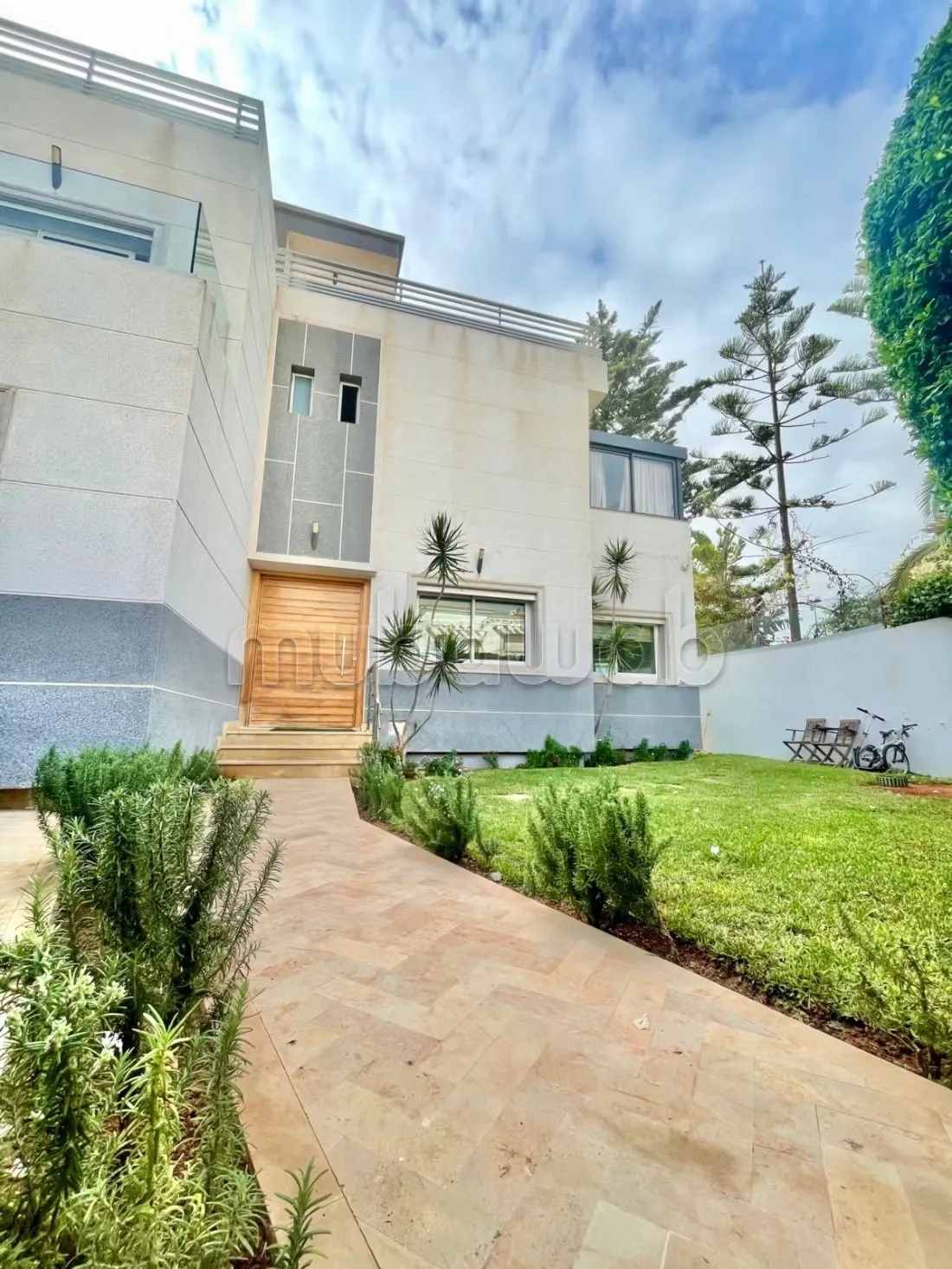 Villa de Prestige de 270m² à vendre - المحمدية