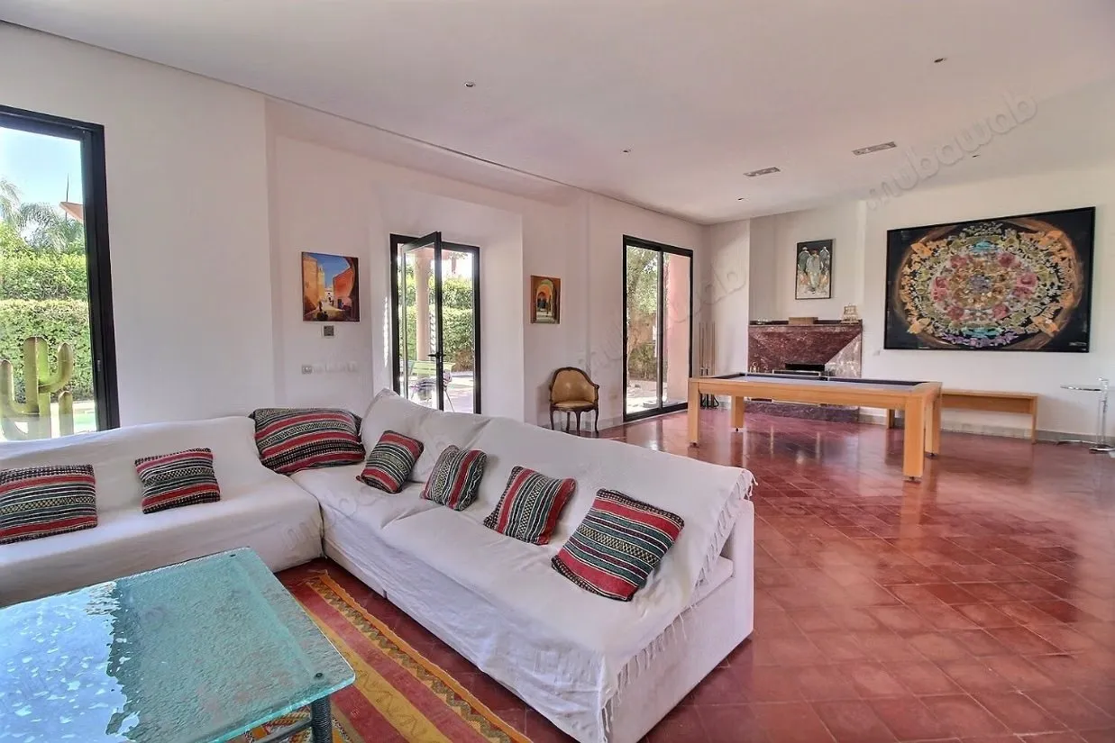 À vendre villa sur golf à Marrakech - مراكش (2)