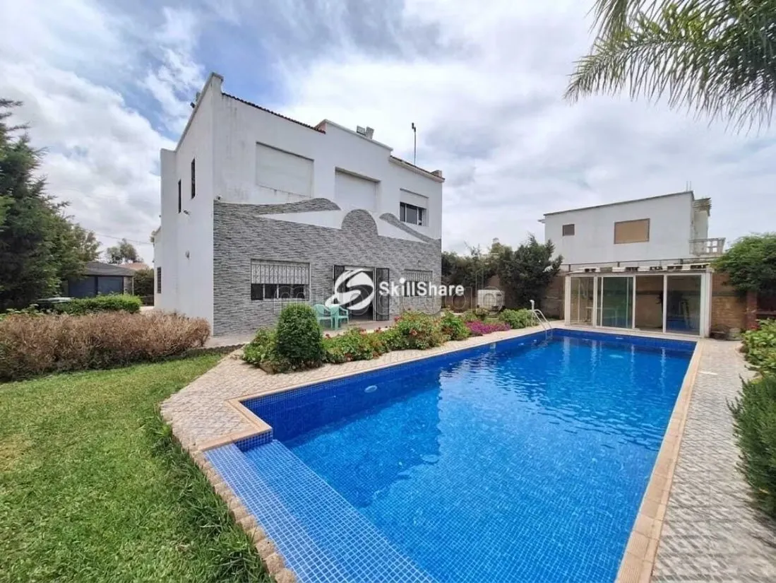 Villa avec piscine sur terrain 1000 m² - Lamharza Essahel