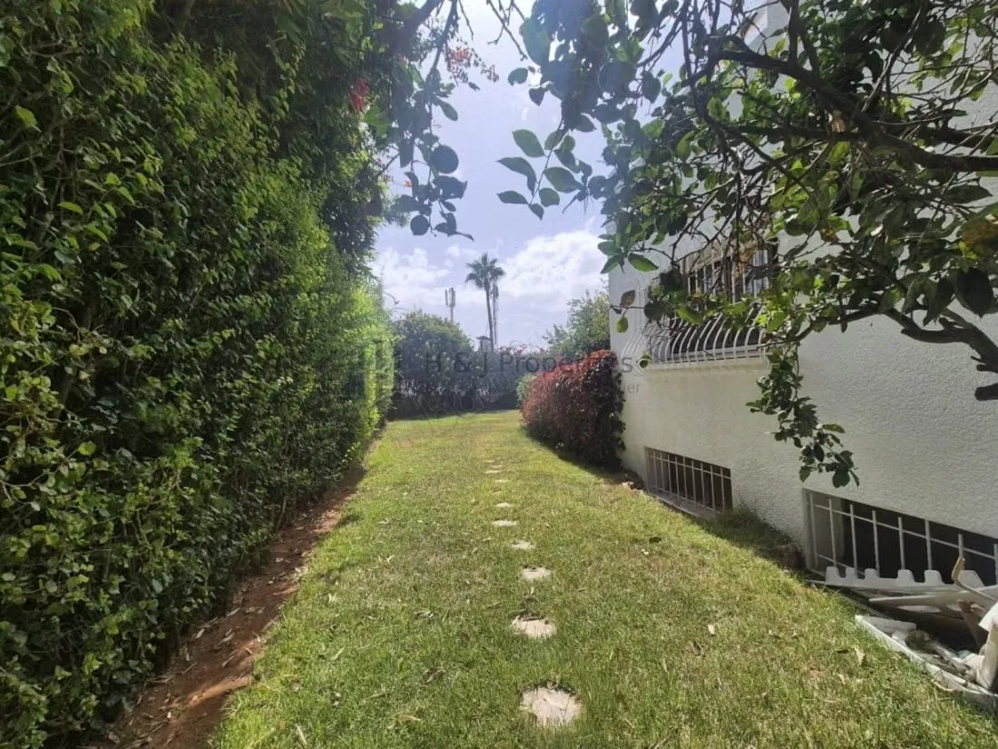 VILLA T3 DE 707 M² - الدار البيضاء (3)