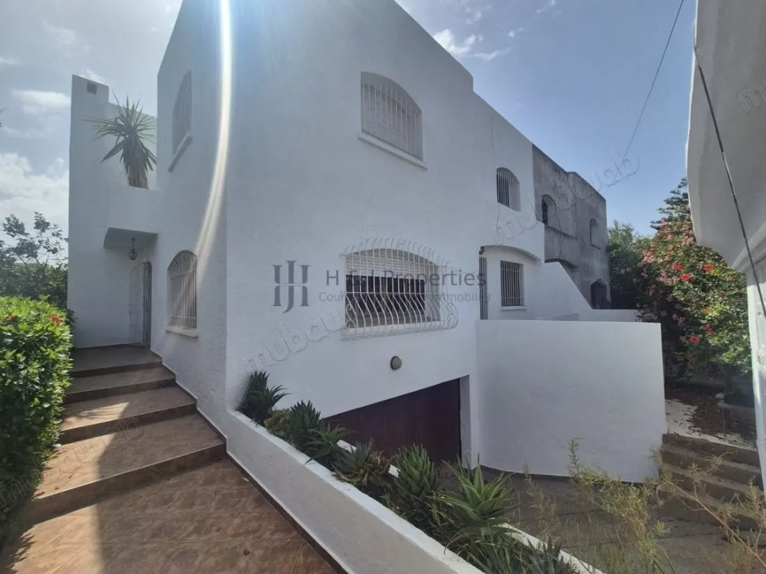 VILLA T3 DE 707 M² - الدار البيضاء