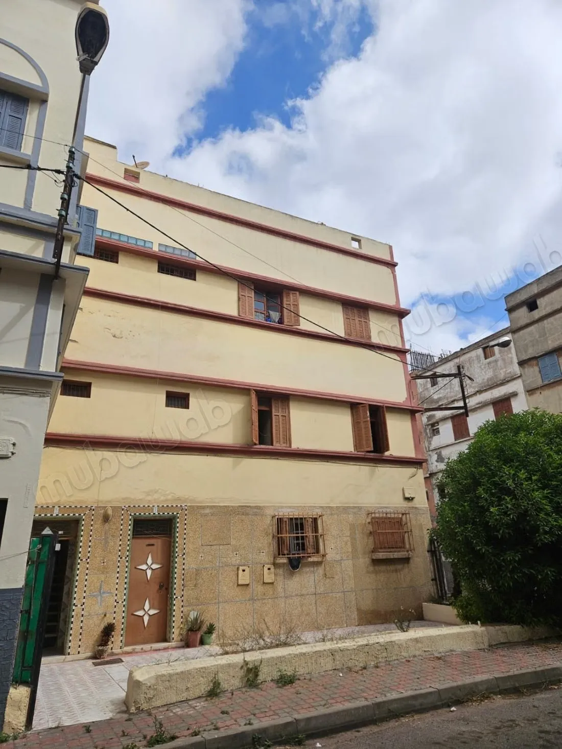 Maison R2 à vendre quartier sbata - الدار البيضاء
