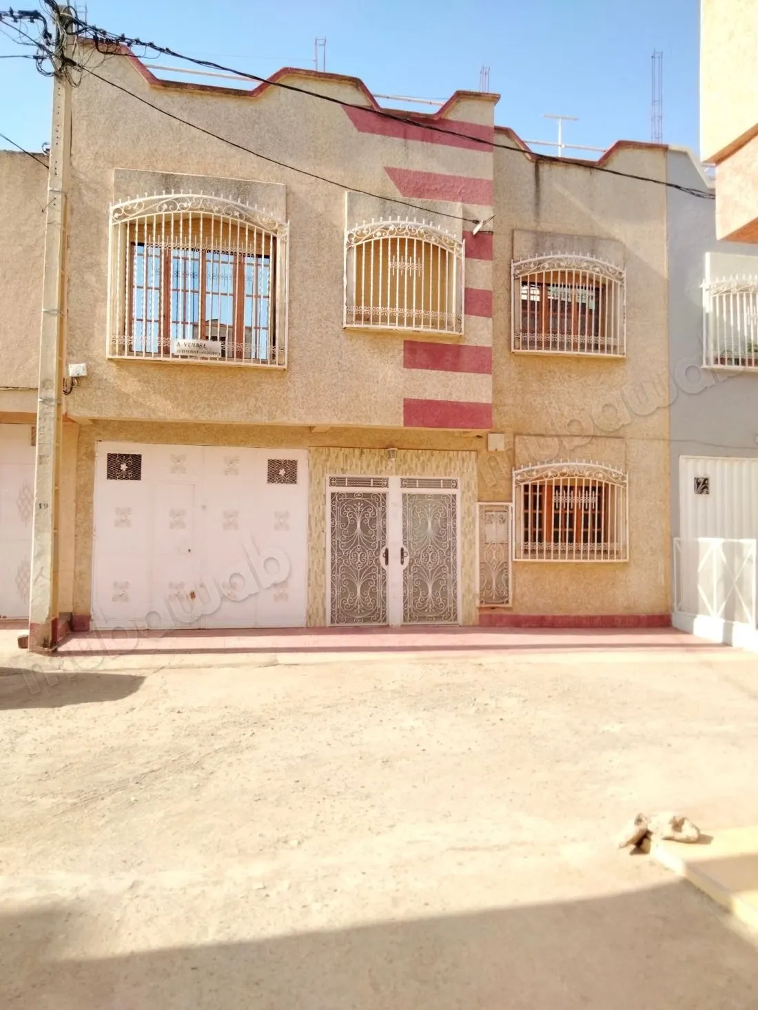 Maison à vendre à Hay Maamoura. Surface de 215 m². Cuisine é... - الخميسات