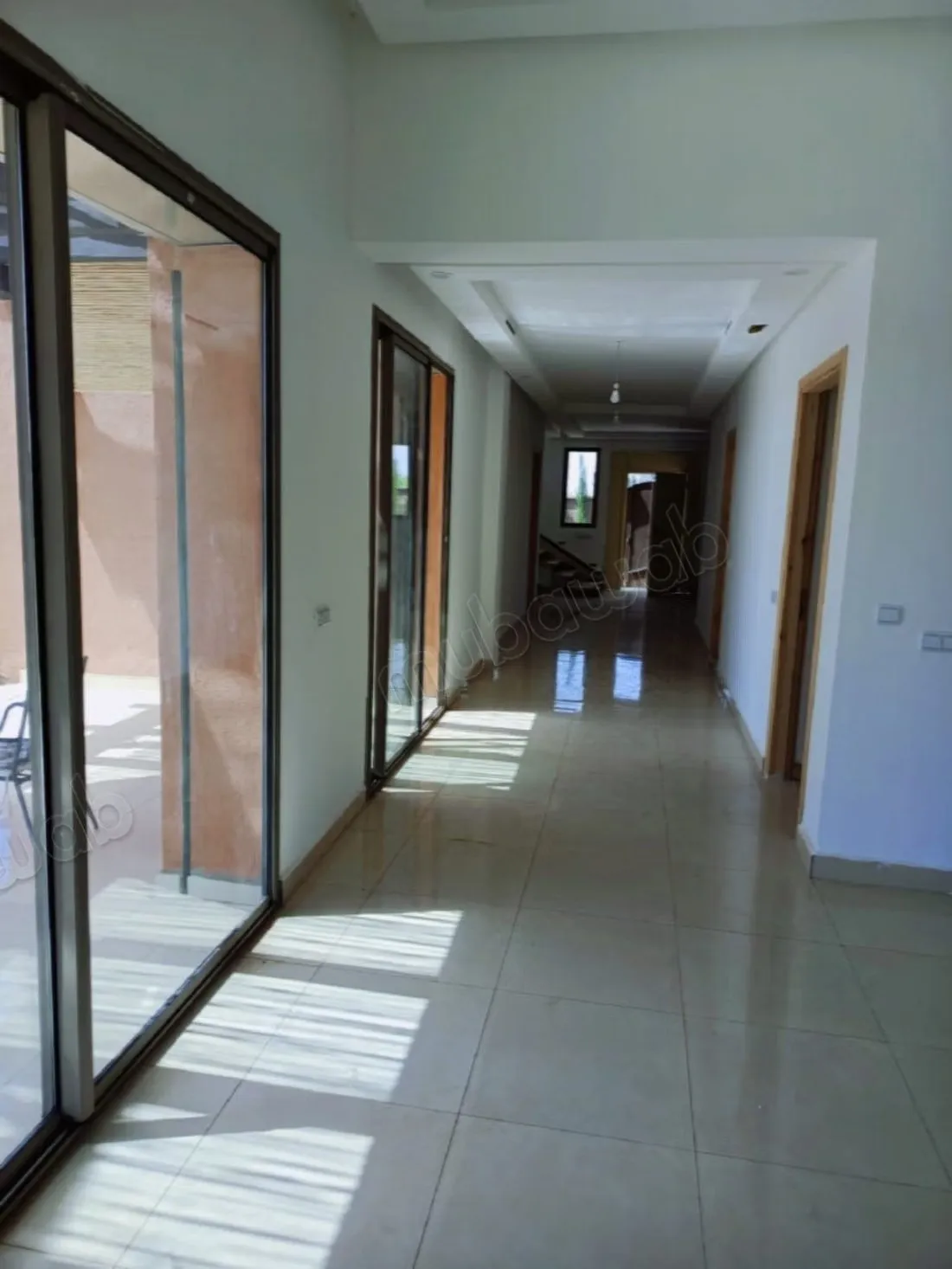 Superbe villa d'une superficie de 1100 mètres carrés - أوريكا (3)