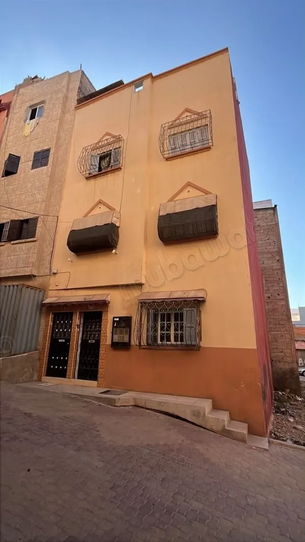Maison à vendre a hay ben kacem.
Superficie 61 m² - سطات (3)