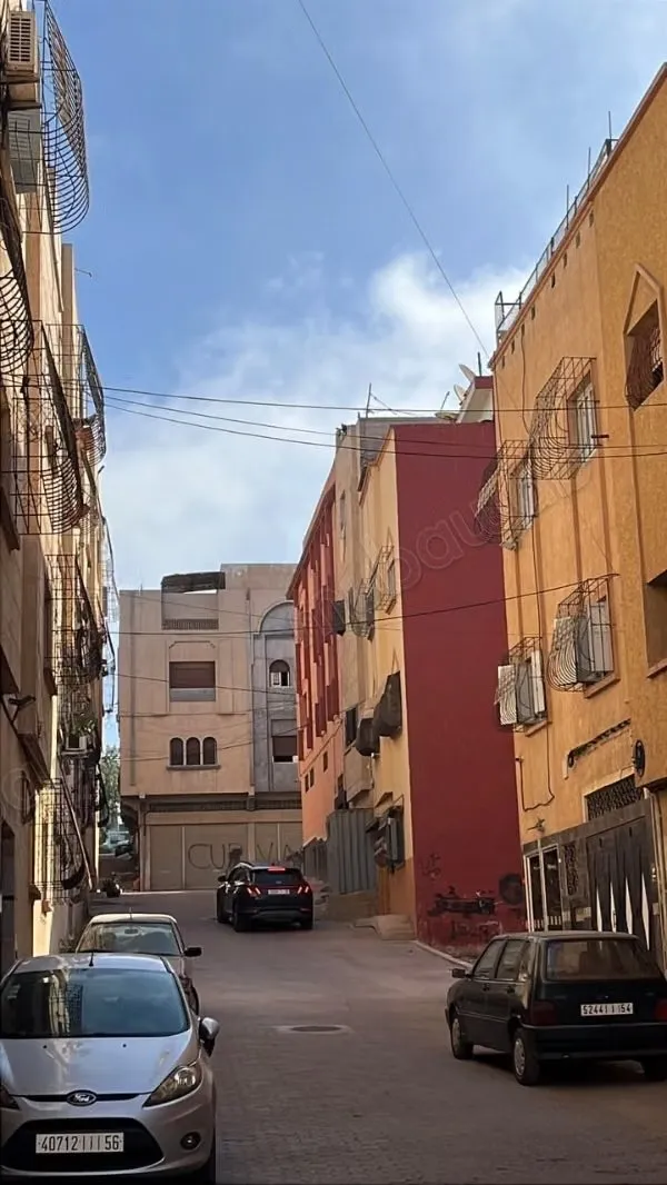 Maison à vendre a hay ben kacem.
Superficie 61 m² - سطات (2)