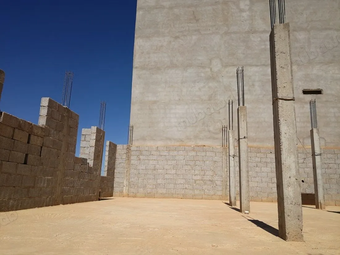 À vendre Maison 180m² à Laâyoune - العيون (2)