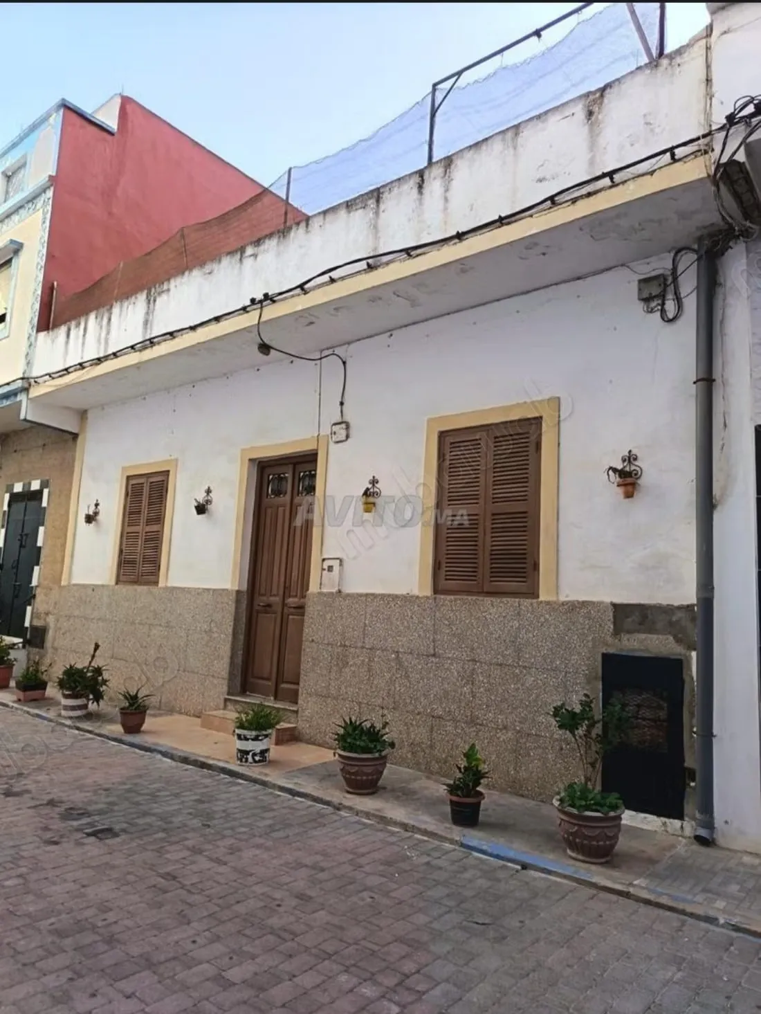 Magnifique maison titrée de 179 m au centre ville - العرائش