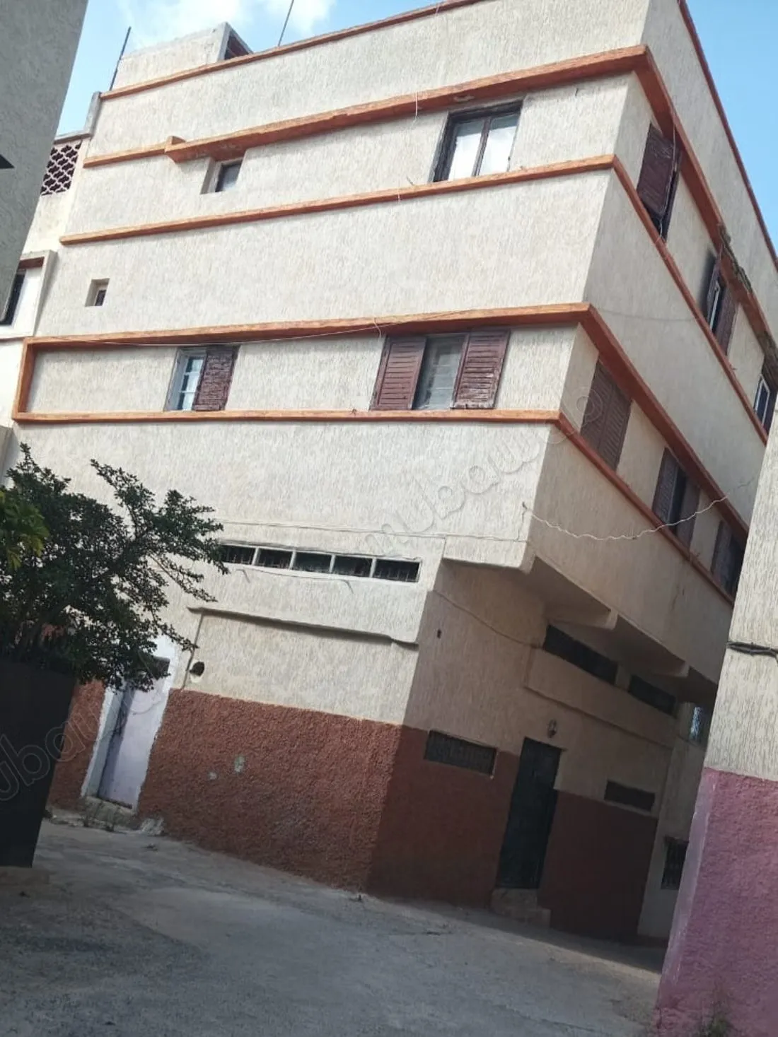 Vente maison à El Youssoufia.
Surface de 85 m² - الرباط
