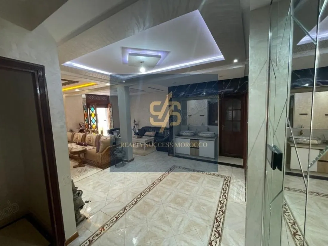 Maison R2 de 530m² a Vendre a Sidi Maarouf - الدار البيضاء (2)