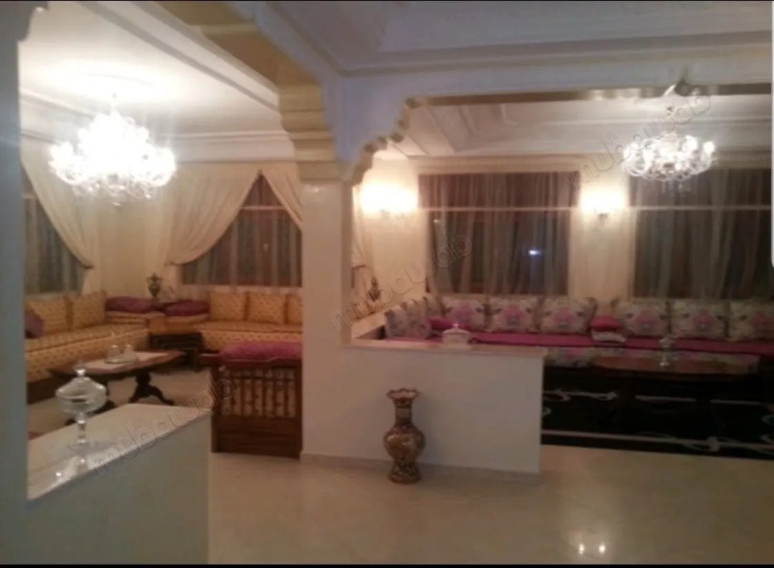 Vente maison à Aouma Plaka. 4 chambres. Salon traditionnel e... - طنجة (2)