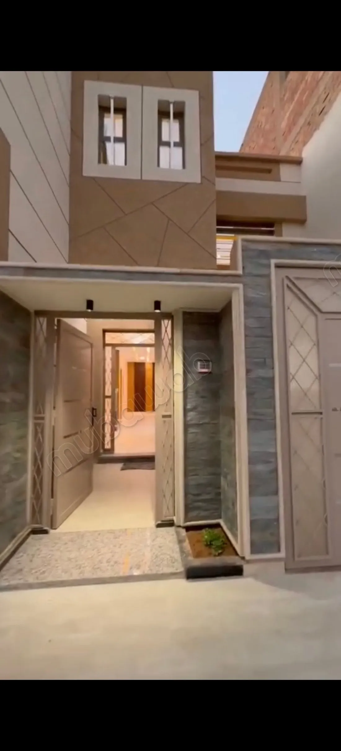 Maison à vendre à Lazaret. 2 pièces. Porte blindée et parabo... - وجدة (3)