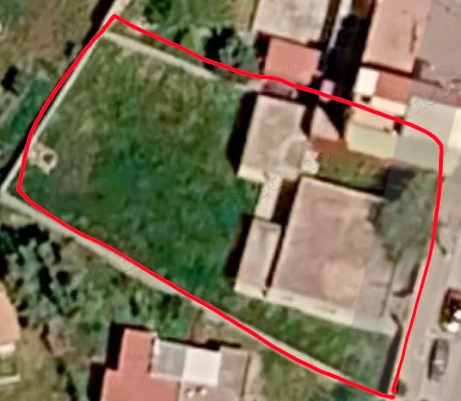 Maison à vendre de 915 m2 à Tahla 
 région de Taza - تاهلة