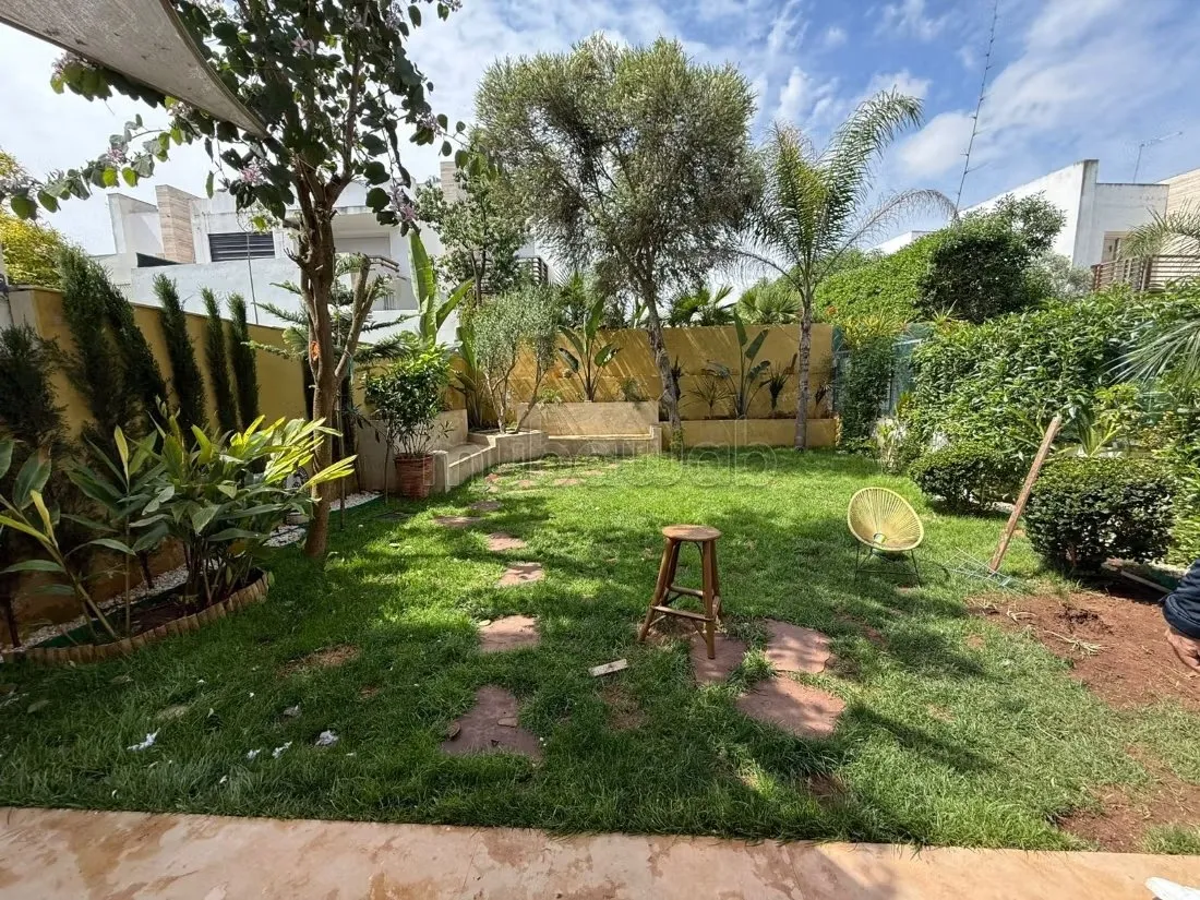 Villa t4 de 250m² – 3 chambres ch. Perso - بوسكورة