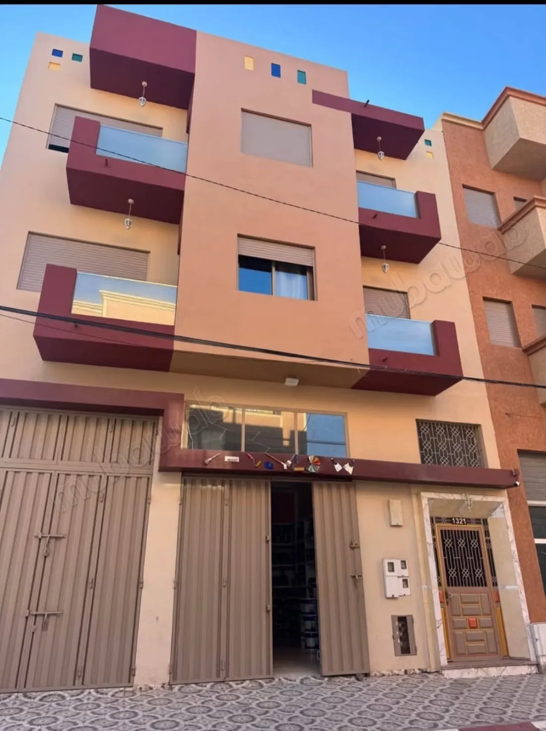 Maison à vendre à Hay Al Massar.
Surface de 250 m² - مراكش