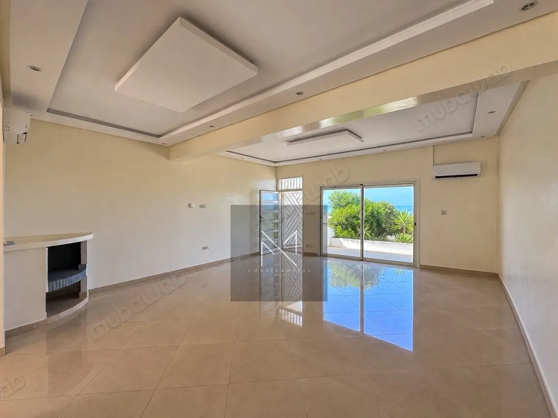 Bungalow Pieds Dans L'eau 
Dar Bouazza - دار بوعزة (2)