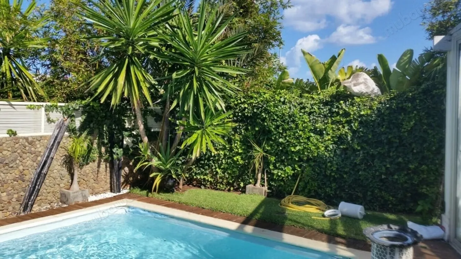 Villa meublée t5 de 550m² – 4 chambres - الدار البيضاء