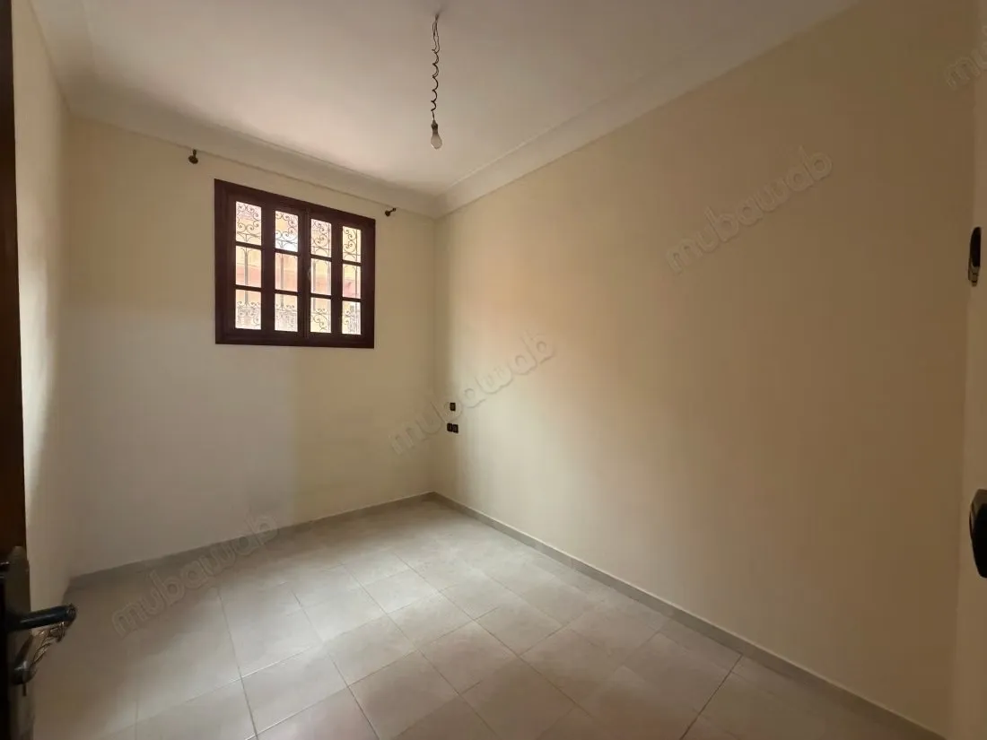 Find a house to rent in Bouaakkaz. Dimension 170 m². Green a... - مراكش (3)
