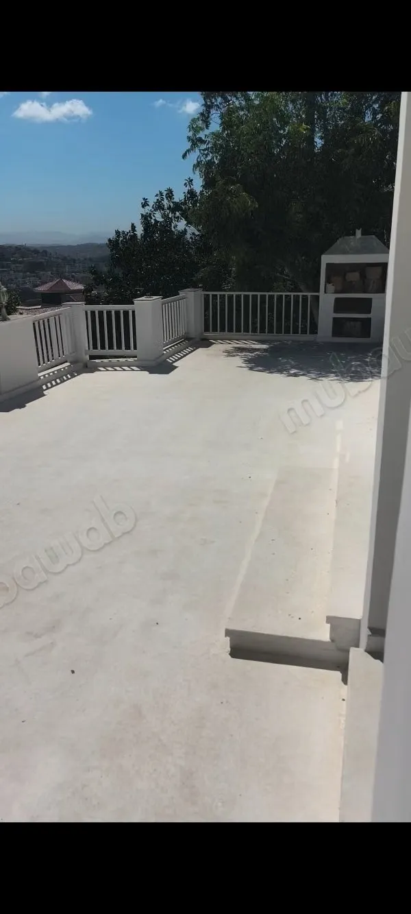 Maison à Jbel Kbir. 4 grandes pièces. Garage et Immense terr... - طنجة (2)