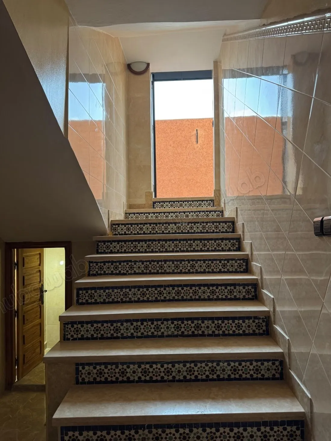 Entre sol aménagé 110 m² à louer à Riad Salam - مراكش (3)