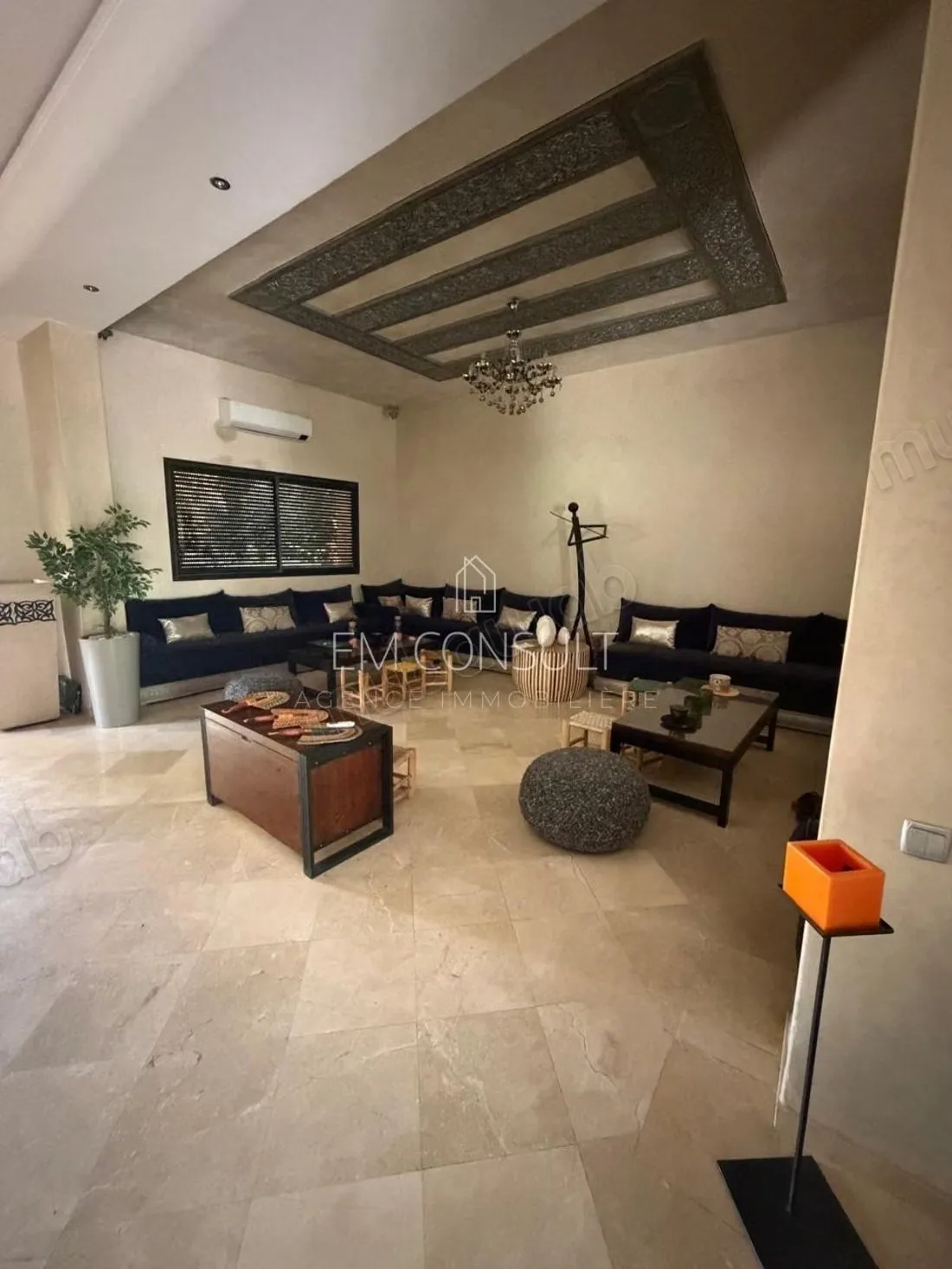 Location villa 6 suites sur 1,7 ha 600m2 route d'amizmiz km... - مراكش