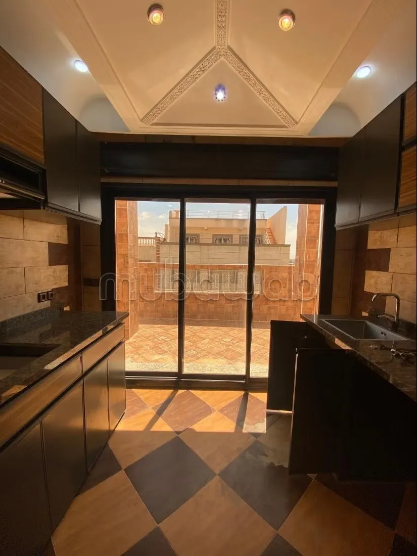 Duplex spacieux à louer vide Ahlan Tanger - طنجة (2)